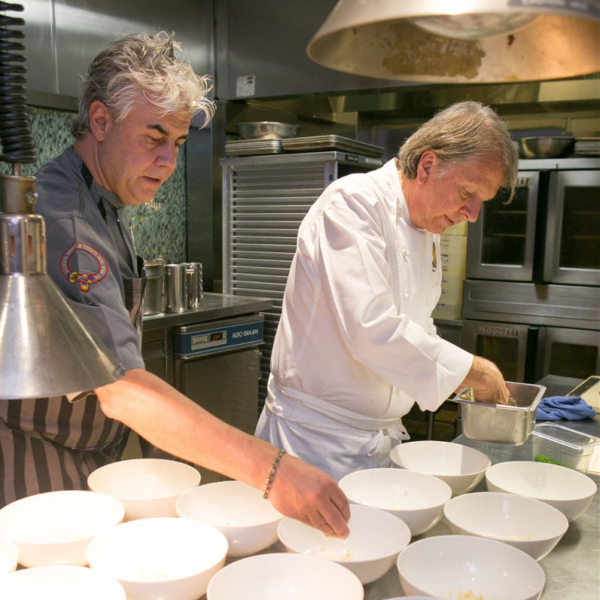 tasteofthetown-0022-e1490377369282-opt